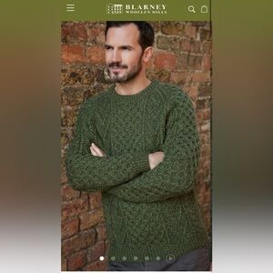 NWT merino wool sweater Traditional Hand-Knit Aran Sweater